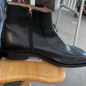 Versace | Shoes | Versace Black Leather Ankle Boots Size  display picture 3